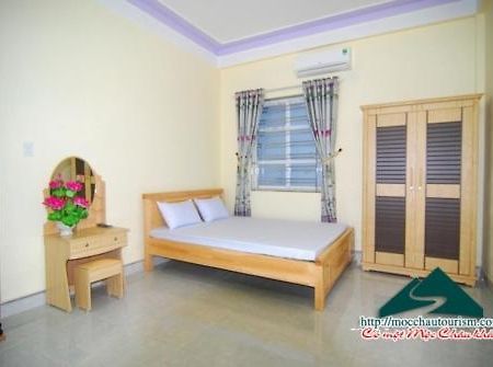 Hotel Nhà nghỉ Dương Vũ Moc Chau Esterno foto